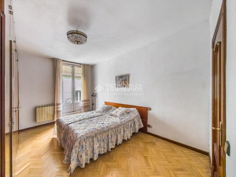 Foto 8be0e8ab-dcc6-4c43-874f-19e236c2fe80. Piso  en venta en Sol Madrid