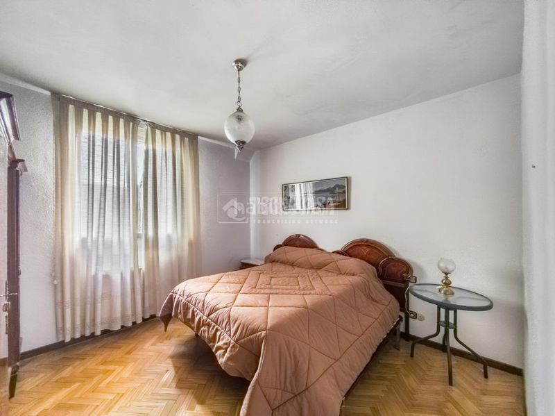 Foto 9d85b6c6-8094-4405-a4eb-8a27c926c38b. Piso  en venta en Sol Madrid