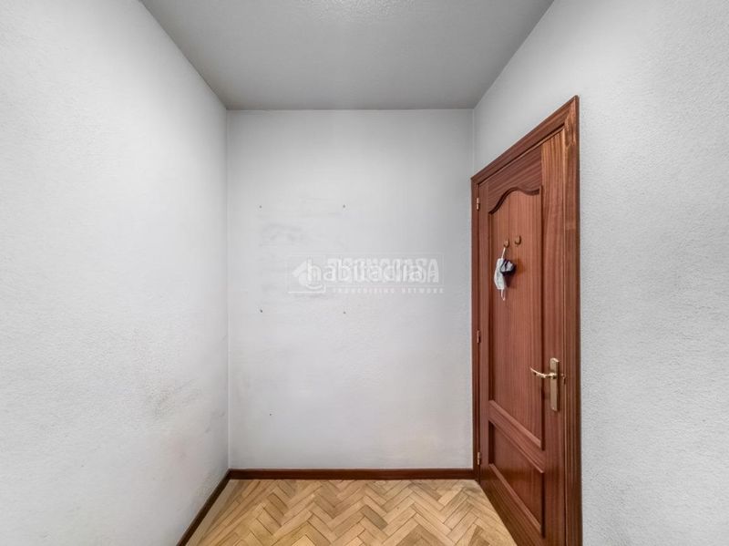 Foto f139358b-379b-40d2-9096-8b4a18c0ee6c. Piso  en venta en Sol Madrid