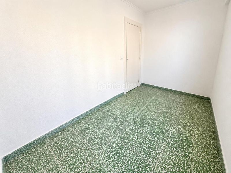 Foto d6cf37a2-72f4-497e-b667-779e6cda9793. Pis a Vista Alegre Madrid