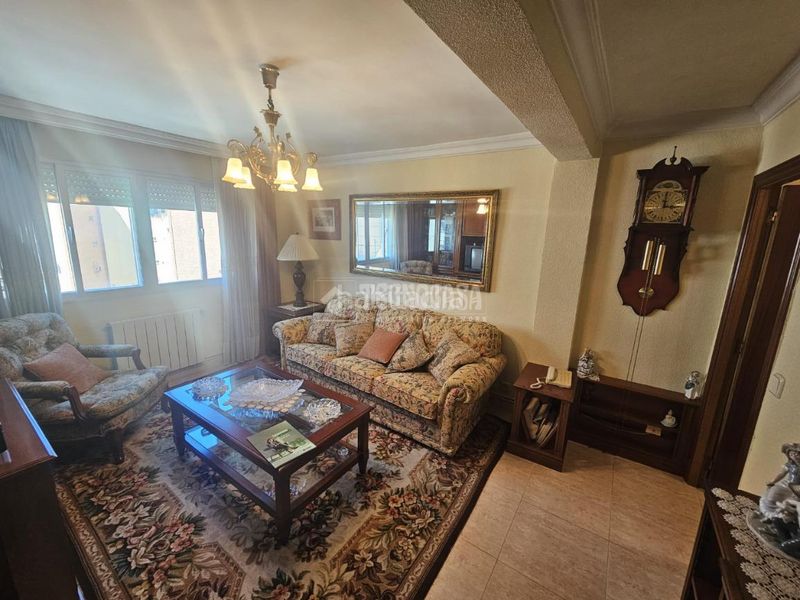 Foto 9993bc67-031f-4187-a29b-19220d1f3b58. Pis amb calefacció aparcament a Ventas Madrid