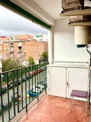 Miete Etagenwohnung in Ventas. Piso en alquiler en madrid
