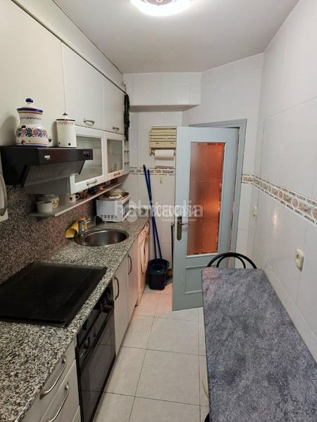 Foto 8e06a876-e103-4ffc-9c0c-4ba2d8707698. Pis a Ventas Madrid