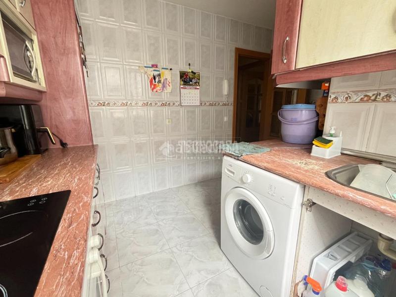 Foto 09bfd54e-1352-4274-b29d-4186a5a5fa93. Piso  en venta en Montserrat-Parque Empresarial San Fernando de Henares