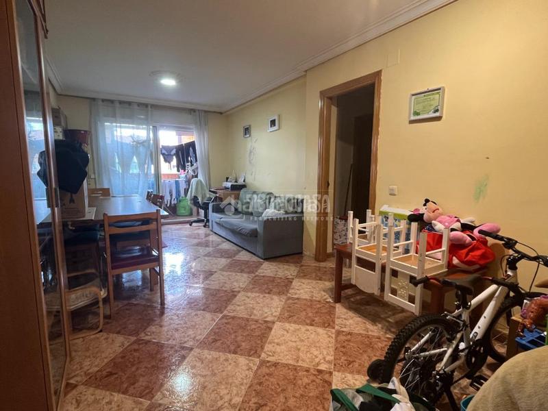 Foto ff2b6061-b557-432c-8c0f-8d9330df527f. Piso  en venta en Montserrat-Parque Empresarial San Fernando de Henares