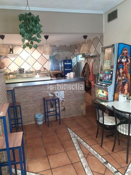 Foto 18b7b77b-ea16-4b90-9d9d-7e455dbf7657. Business premise in Parque Roma-Coronas San Fernando de Henares