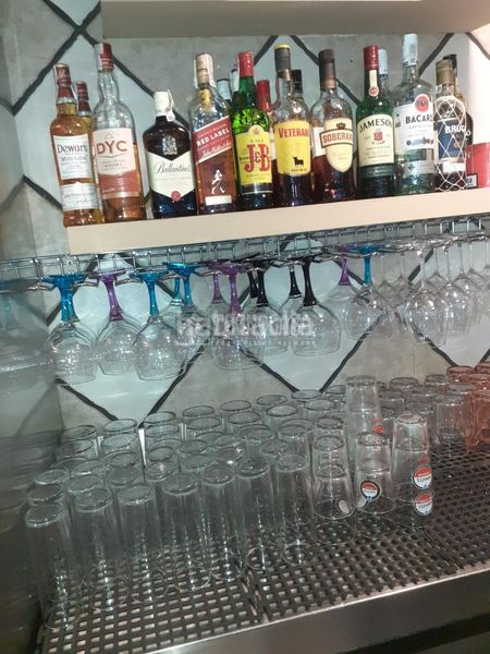 Foto ab65315f-7d6d-480a-ba94-c59f6f5da12e. Business premise in Parque Roma-Coronas San Fernando de Henares