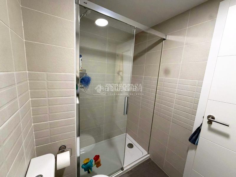 Foto 70fb67af-c421-49d9-be42-7dd7c8b83c05. Piso  en venta en El Cañaveral Madrid