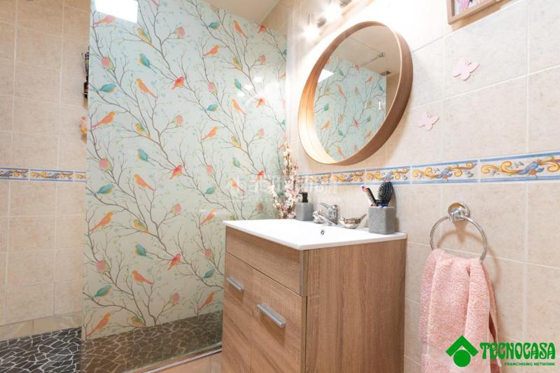 Foto c8bcd942-2a84-4cc0-b4e9-225773d9964d. Appartamento con parcheggio in Centro Alhaurín de la Torre