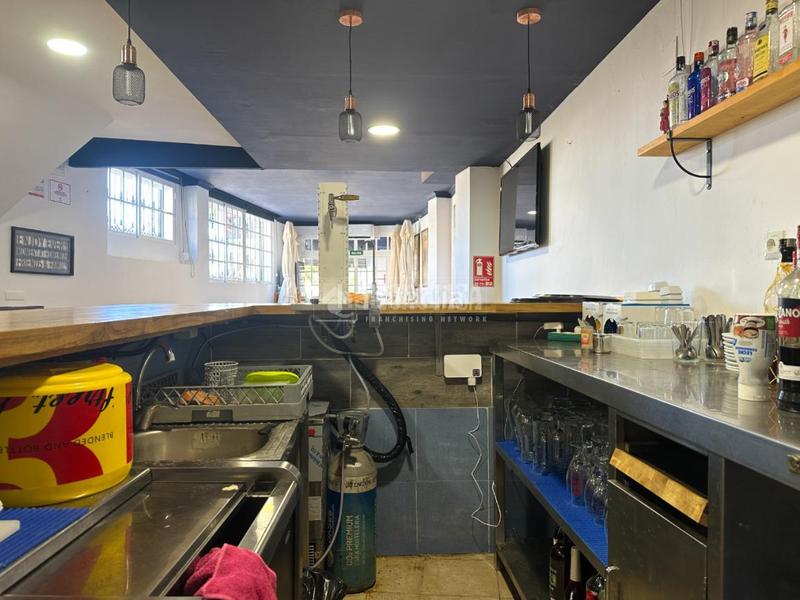 Foto ec8f5aea-9e2b-4fa2-8ffb-0bc2707be8a0. Alquiler local comercial traspaso en alquiler en Centro Alhaurín de la Torre