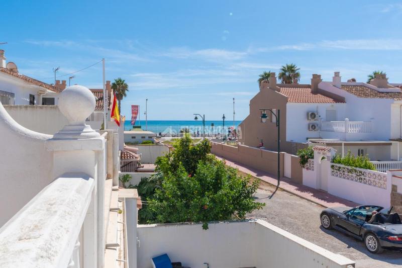 Foto 62277050-f281-44a9-879d-07fe85c3b198. Maison jumelée dans Guadalmar Málaga