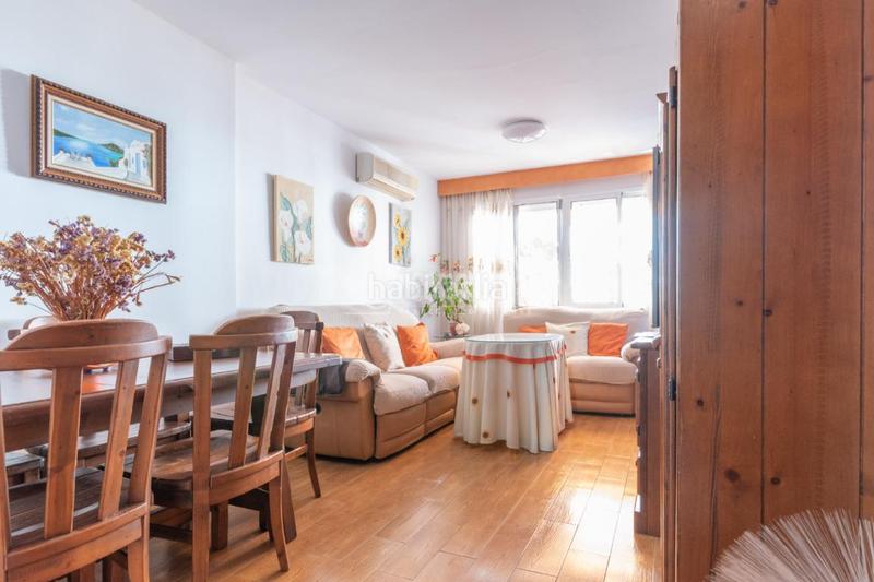 Foto 9a75e01f-b2ae-41ad-be5a-8b5dbc4e7082. Maison jumelée dans Guadalmar Málaga