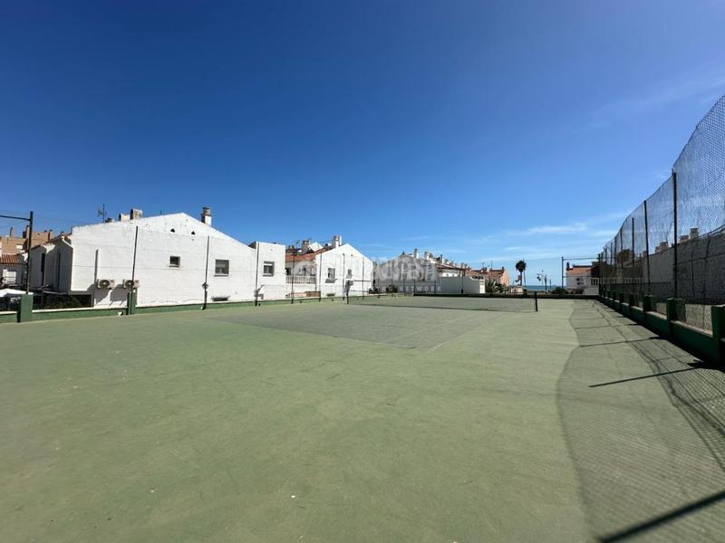 Foto a4dfccf4-18af-49f2-b884-2728e23c0005. Maison jumelée dans Guadalmar Málaga