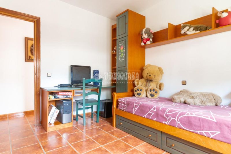 Foto 32c1d5fc-d451-4611-8dd0-9ccd7120df0a. Casa amb aparcament piscina a Pinos de Alhaurín Alhaurín de la Torre