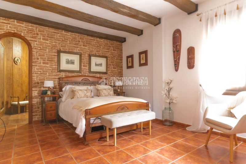Foto 52bb3216-eb74-4d5c-970b-0fc60b4919c9. Casa amb aparcament piscina a Pinos de Alhaurín Alhaurín de la Torre