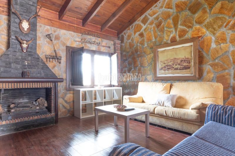 Foto 5d12fffe-6aeb-4d41-9b9d-bb50cdacfbbb. Casa amb aparcament piscina a Pinos de Alhaurín Alhaurín de la Torre