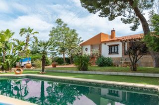Casa en Pinos de Alhaurín. Casa en venta en alhaurín de la torre