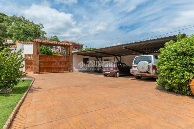 Foto a923b316-cb68-4a77-9425-bfeee04d7388. Casa amb aparcament piscina a Pinos de Alhaurín Alhaurín de la Torre