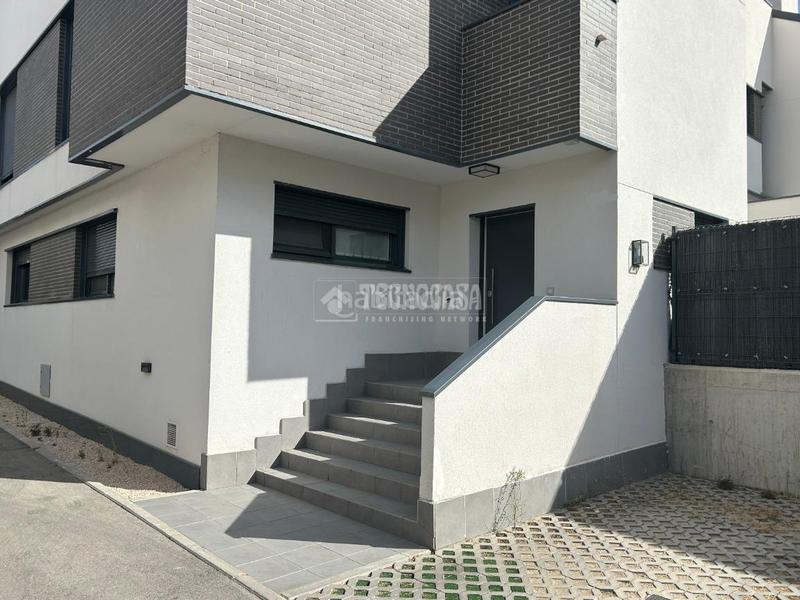 Foto faf22678-0ddc-4a50-b2a6-ff569b704c9d. Casa aparellada amb calefacció aparcament a Rivas Futura Rivas - Vaciamadrid