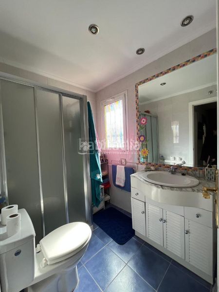 Foto 1a0921bf-0180-4244-a91a-e34a902310d9. Casa aparellada amb aparcament a Casco Histórico Rivas - Vaciamadrid