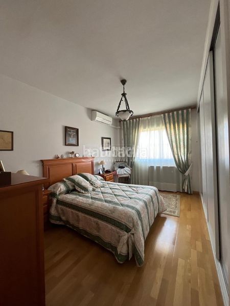 Foto 308859a8-d95e-4022-9a76-87968edd4dbb. Casa aparellada amb aparcament a Casco Histórico Rivas - Vaciamadrid