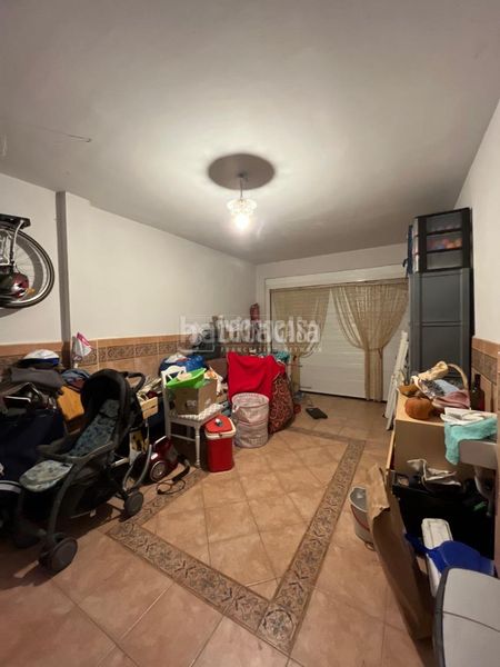 Foto fda7bc66-329a-47f3-ae17-efd715a9ee25. Casa aparellada amb aparcament a Casco Histórico Rivas - Vaciamadrid