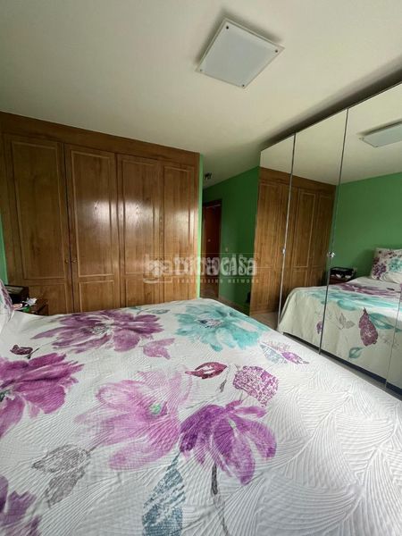 Foto 3dc8f2da-6408-4c13-abf4-426a9cc1524d. Casa aparellada amb calefacció aparcament piscina a Rivas - Vaciamadrid