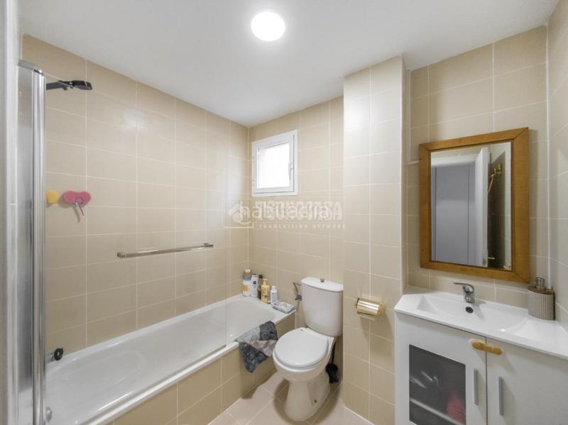 Foto 3ac88852-8c0b-4c86-a2c3-252c5df958e9. Casa  en venta en rivasvaciamadrid en Casco Histórico Rivas - Vaciamadrid