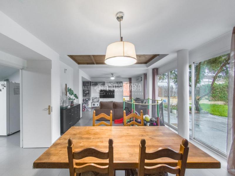 Foto 3f4c292d-4a9c-45dd-babc-288679d6dd05. Casa  en venta en rivasvaciamadrid en Casco Histórico Rivas - Vaciamadrid