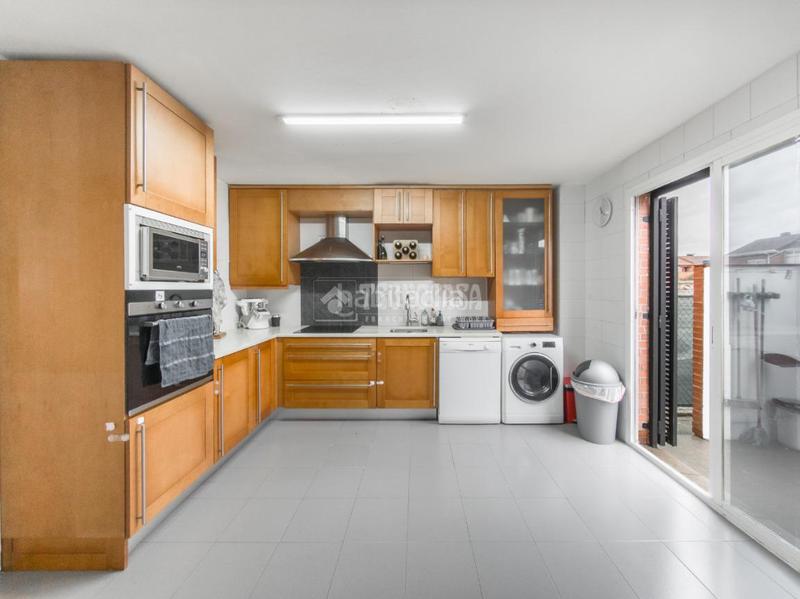 Foto a7d7882f-cf30-44f6-800e-fc17bb7e1f17. Casa  en venta en rivasvaciamadrid en Casco Histórico Rivas - Vaciamadrid