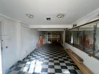 Business premise en General Dvila. Local comercial en venta en santander