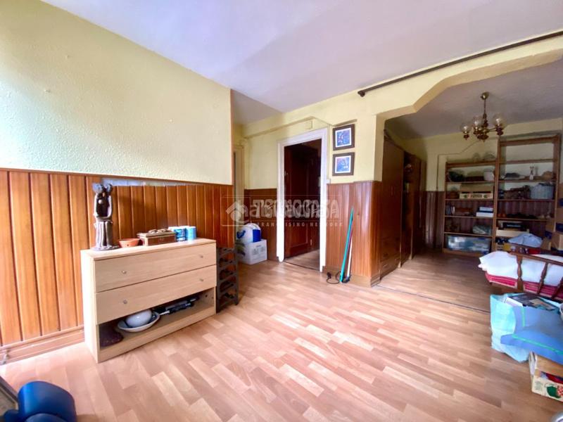 Foto f7c9b919-565e-4ddf-b863-79829c7a590d. Piso  en venta en Centro - Ayuntamiento Santander