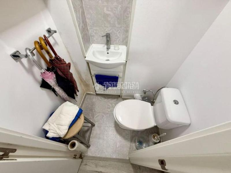 Foto d5b32a5a-8eae-404d-a8bb-e0266e6a46db. Piso  en venta en General Dávila Santander