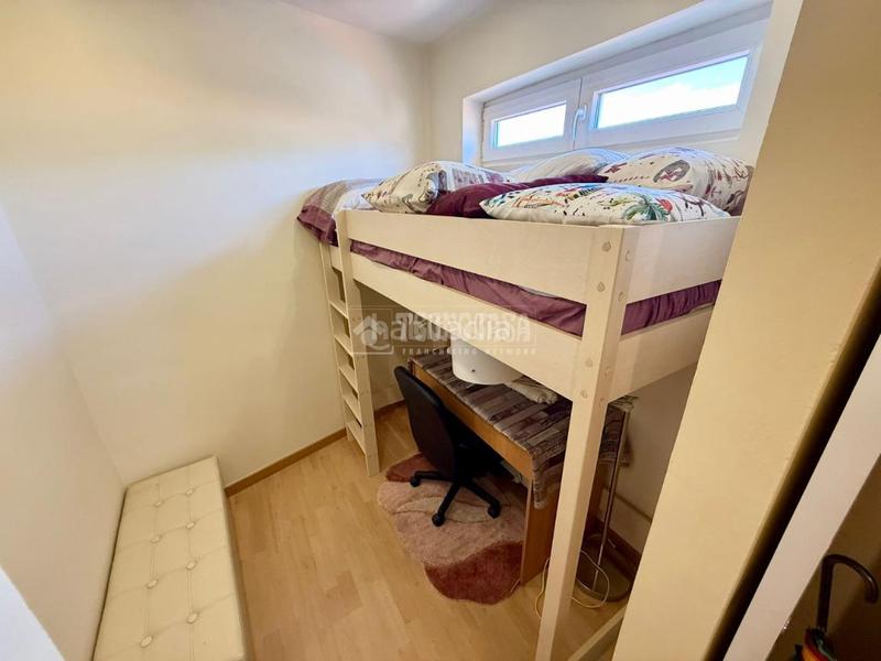 Foto 7812b915-88b4-4dee-a95e-c2a43b9b1316. Piso  en venta en Centro - Ayuntamiento Santander