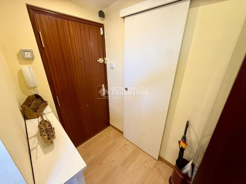 Foto b578dd59-f479-4236-bdae-a283a725d9be. Piso  en venta en Centro - Ayuntamiento Santander