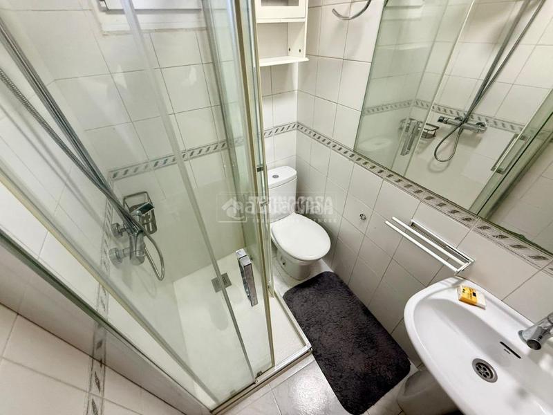 Foto e38454aa-2e47-4668-a590-4478d9b0f44e. Piso  en venta en Centro - Ayuntamiento Santander