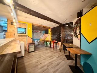 Geschäftsraum in Centro - Ayuntamiento. Local comercial en venta en santander
