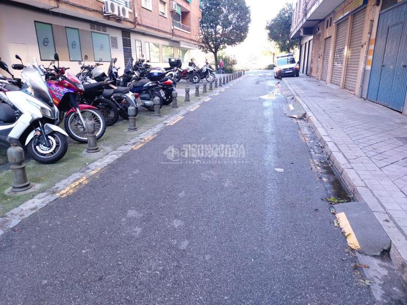 Foto 1a906710-509e-4070-ae5b-412c1ef557ab. Parking voiture dans Camino de Ronda Granada