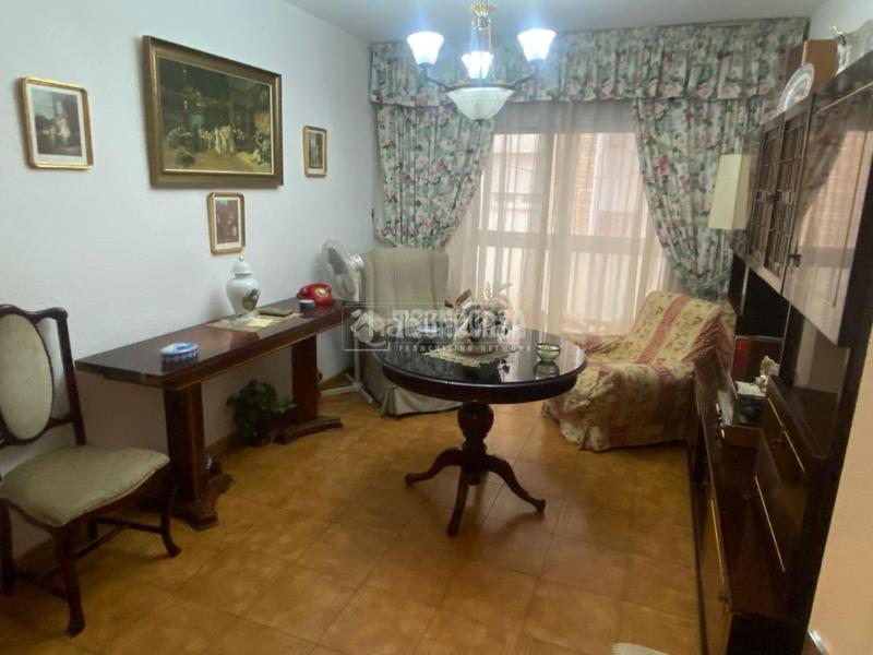 Foto 31f1e53b-b267-44aa-a0c2-d22915c0c719. Appartement dans Rosaleda - Juventud Granada