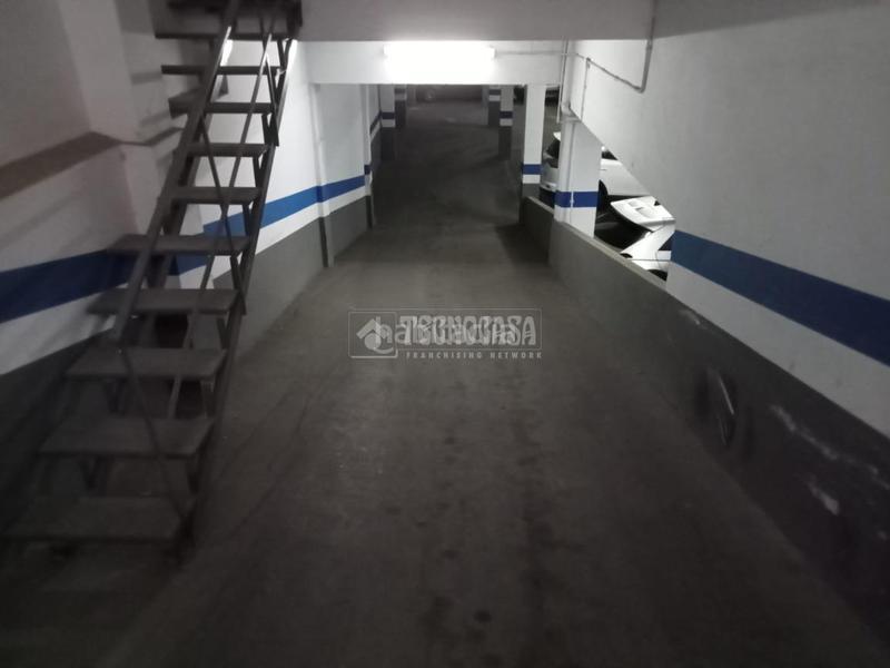 Foto 1df67423-c456-4431-9cea-c0e046e7ce94. Posto auto in Camino de Ronda Granada