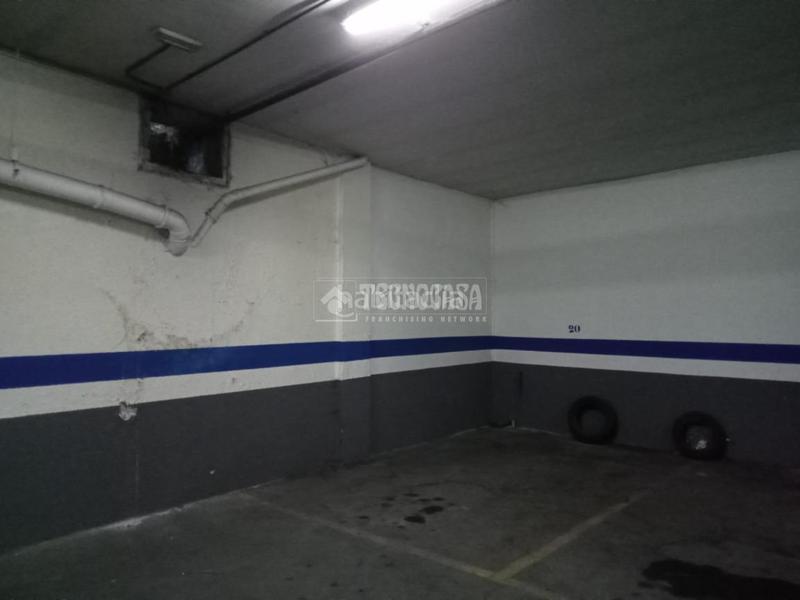 Foto a67ca02e-0401-448f-8166-9093a00c8dac. Posto auto in Camino de Ronda Granada