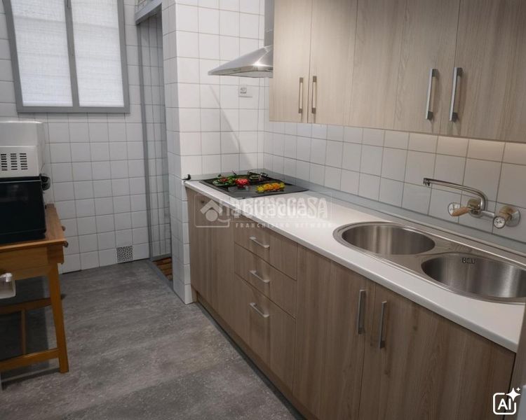 Foto 50874100-a240-4b83-a2c4-fabeb2773307. Pis a Centro - Sagrario Granada