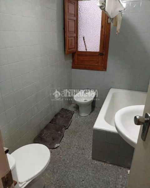 Foto b58780a6-1319-4ec1-a9de-516975fc1839. Pis a Centro - Sagrario Granada