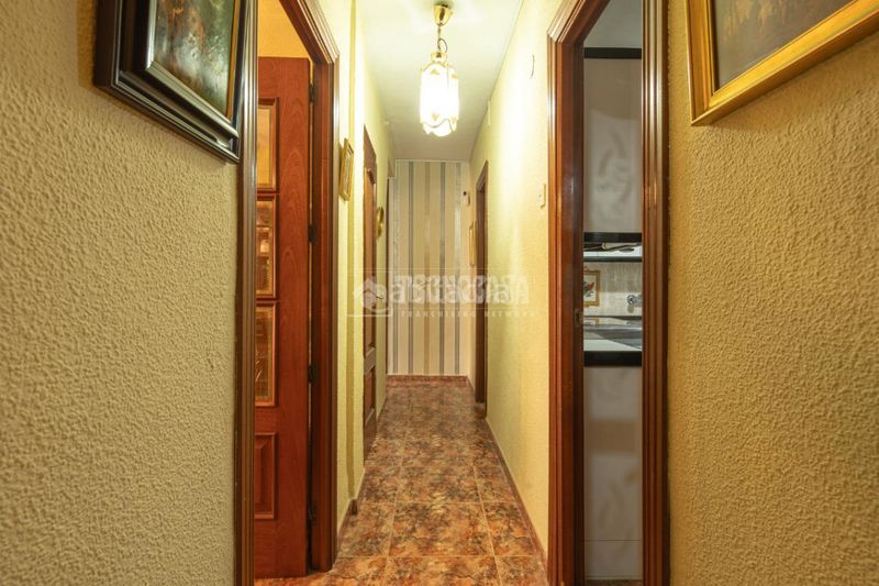 Foto f4574774-041a-4b0c-a427-11af519c53f1. Pis a Camino de Ronda Granada