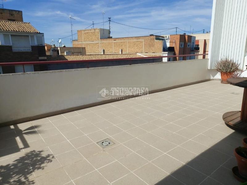 Foto 1bbb7fc5-3183-414e-bb98-678877c7ead3. Dúplex piso en venta en Camino de Ronda Granada