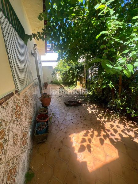 Foto 83678796-ad32-4c54-92d3-6e3e7fe737a6. Casa a Valencina de la Concepción