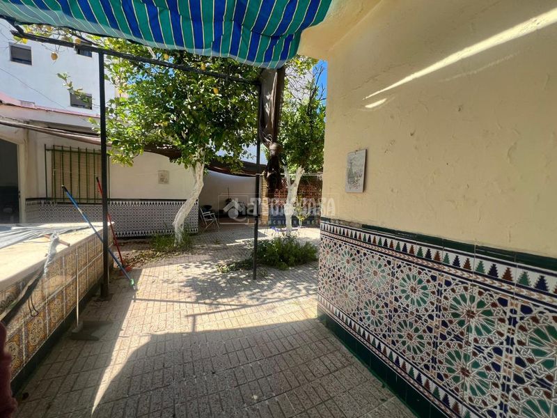 Foto b51672a7-48b4-431c-ad14-58bdfe7ff7c3. Casa a Valencina de la Concepción