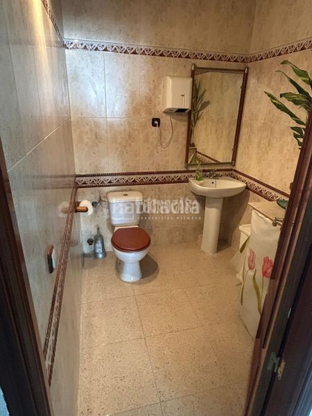 Foto 048e54e4-e789-47ff-96fa-6727673580eb. Local comercial amb calefacció a El Cerro Sevilla