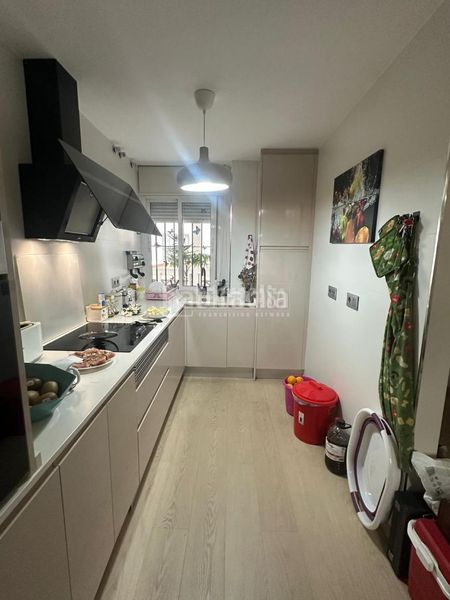 Foto 47c9a6d1-11e1-4bd5-b1c7-af62ba1ad532. Piso  en venta en El Cerro Sevilla