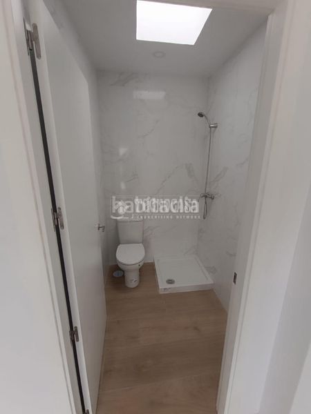 Foto d915c53e-05c5-448c-86e3-3b7f5d914c2a. Casa aparellada a El Cerro Sevilla